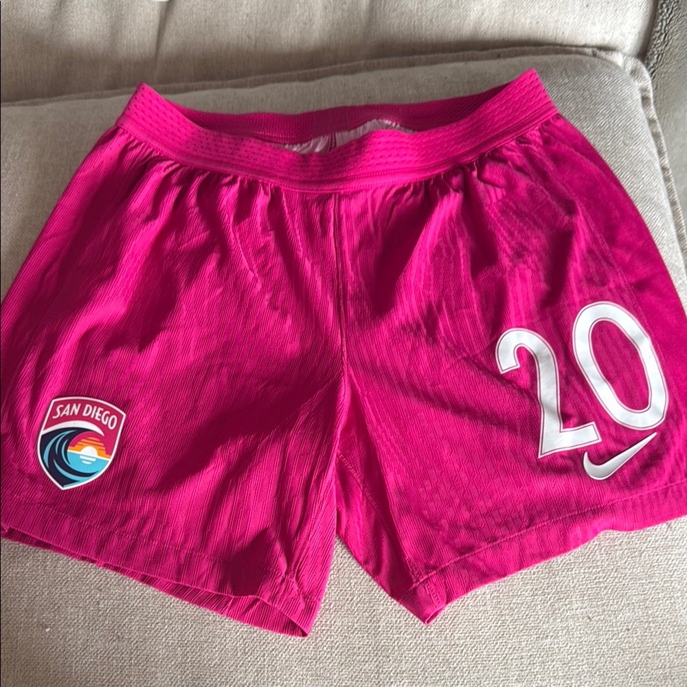 Nike San Diego Wave Women's Pink Soccer Practice Shorts